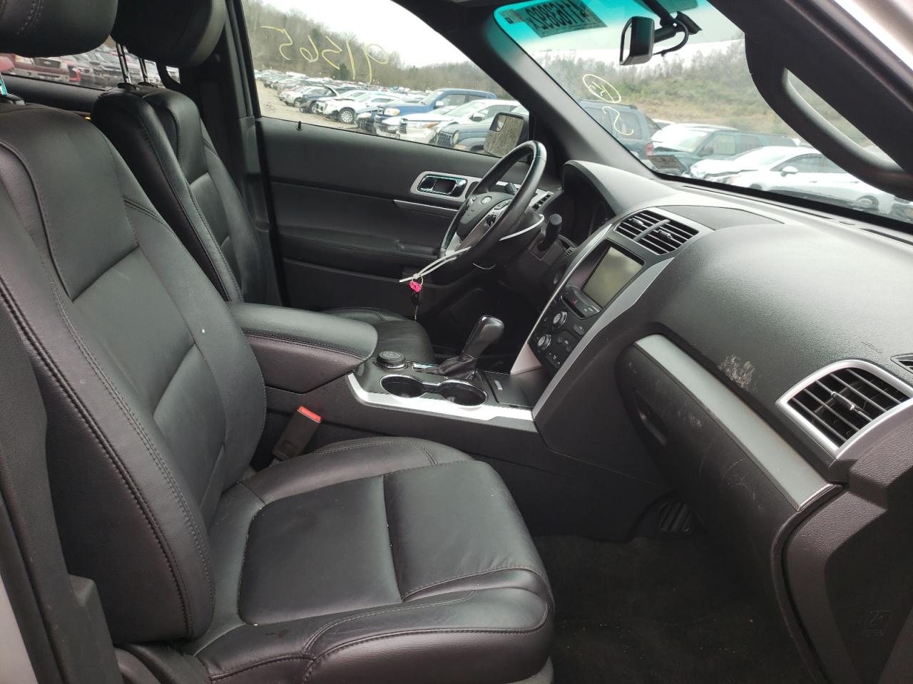Photo 5 from auction – 2015 FORD EXPLORER X with VIN 1FM5K8D83FGB48265