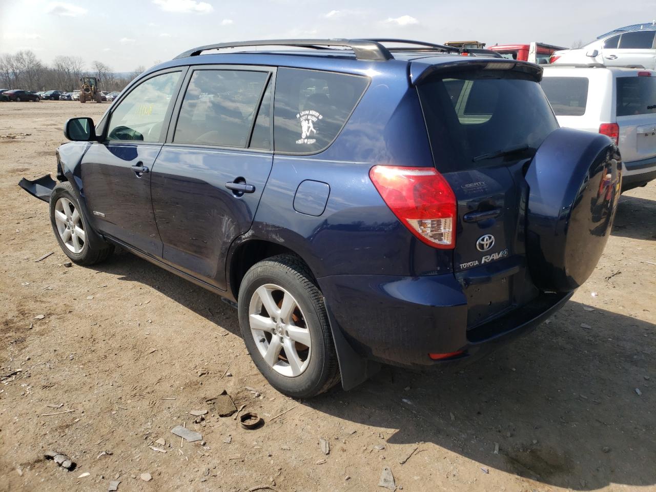 Photo 3 from auction – 2007 TOYOTA RAV4 LIMIT with VIN JTMBD31V875117816