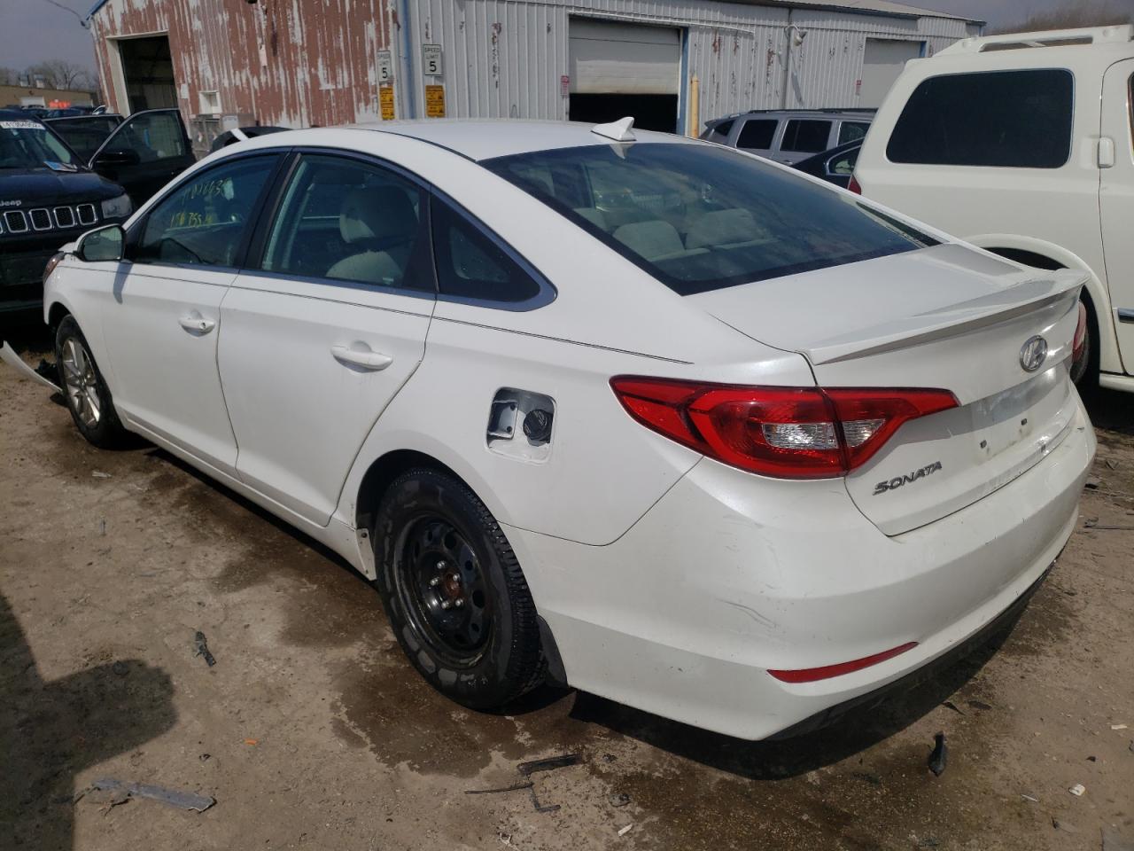 Photo 3 from auction – 2015 HYUNDAI SONATA SE with VIN 5NPE24AF4FH234020