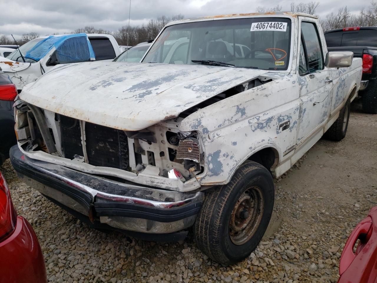 Photo 2 from auction – 1992 FORD F150 with VIN 1FTDF15N5NNA62000