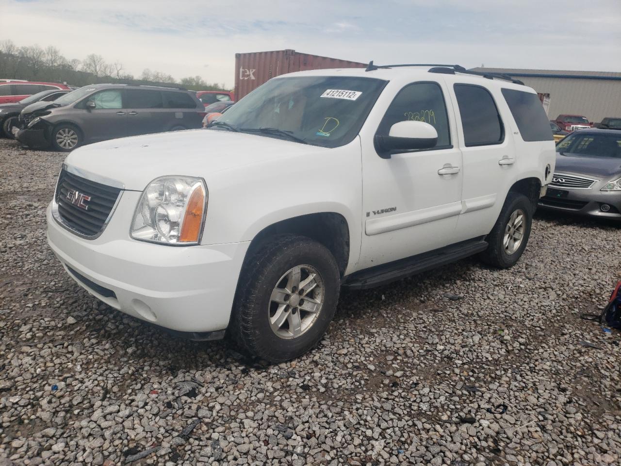 Photo 2 from auction – 2007 GMC YUKON with VIN 1GKFC13J07J101947
