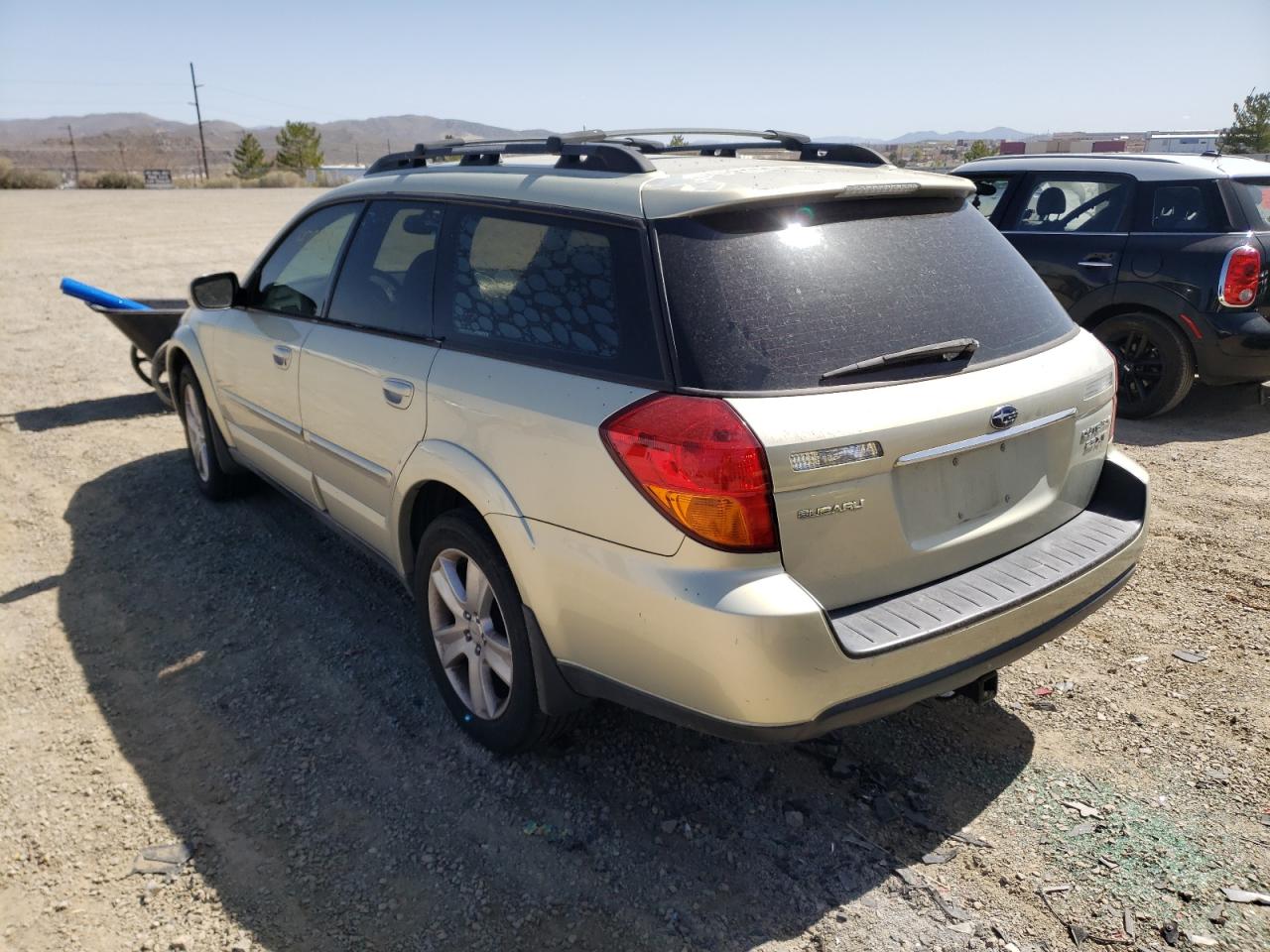 Photo 3 from auction – 2005 SUBARU LEGACY OUT with VIN 4S4BP67C154354953