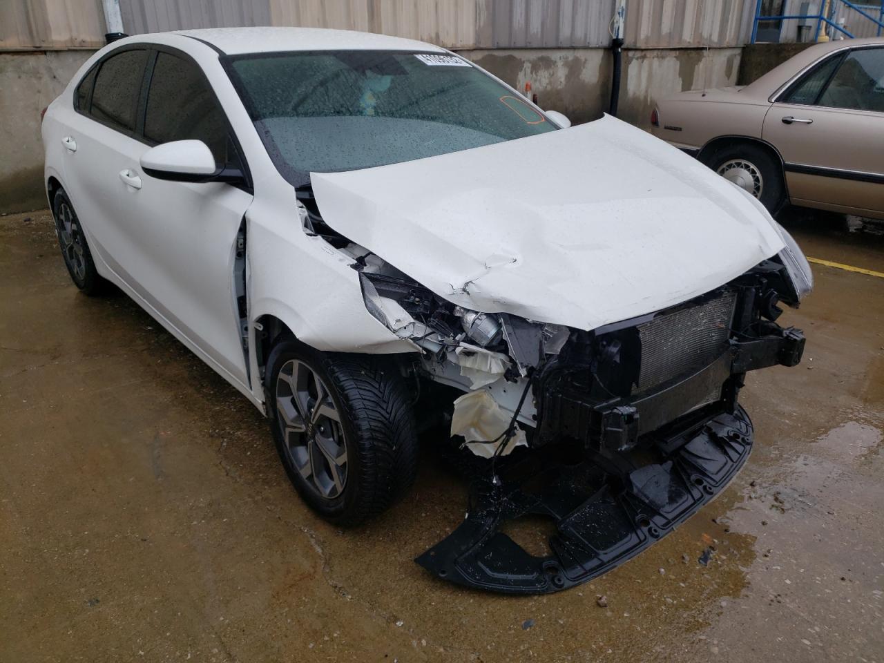Photo 1 from auction – 2019 KIA FORTE FE with VIN 3KPF24AD5KE108959
