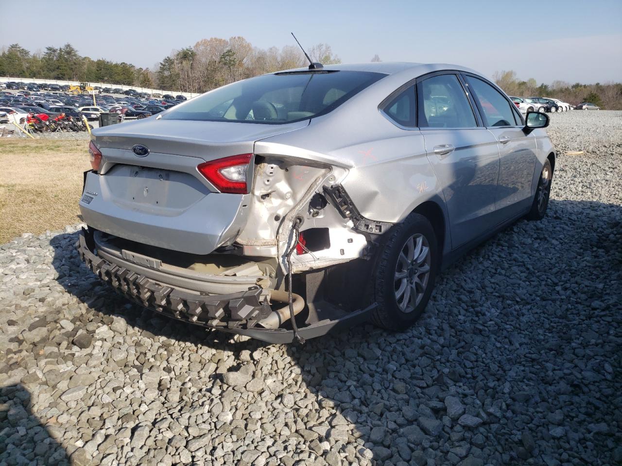 Photo 4 from auction – 2016 FORD FUSION S with VIN 3FA6P0G79GR350039