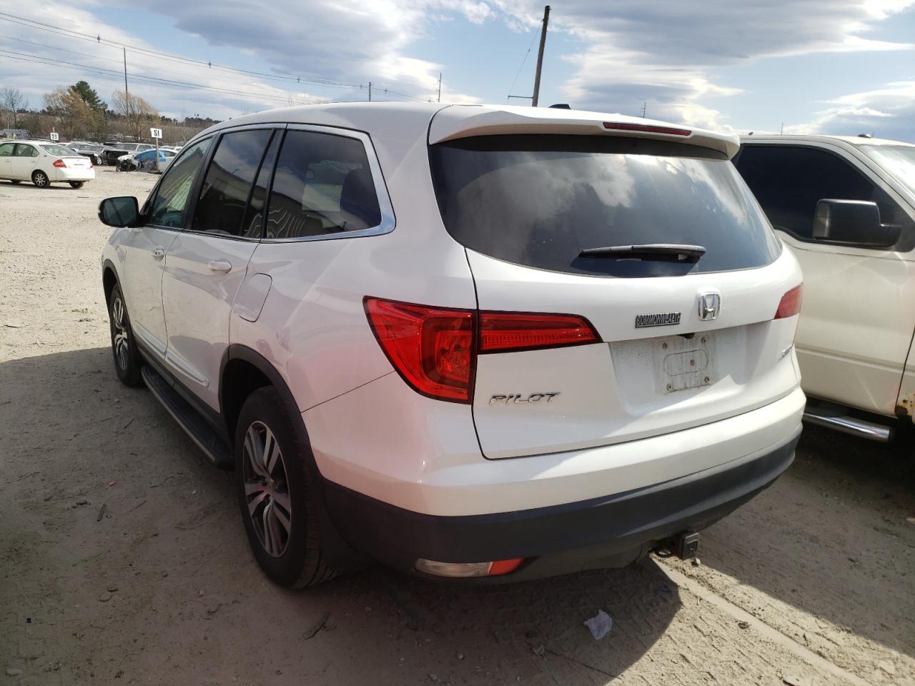 Photo 3 from auction – 2017 HONDA PILOT EXL with VIN 5FNYF6H56HB076596