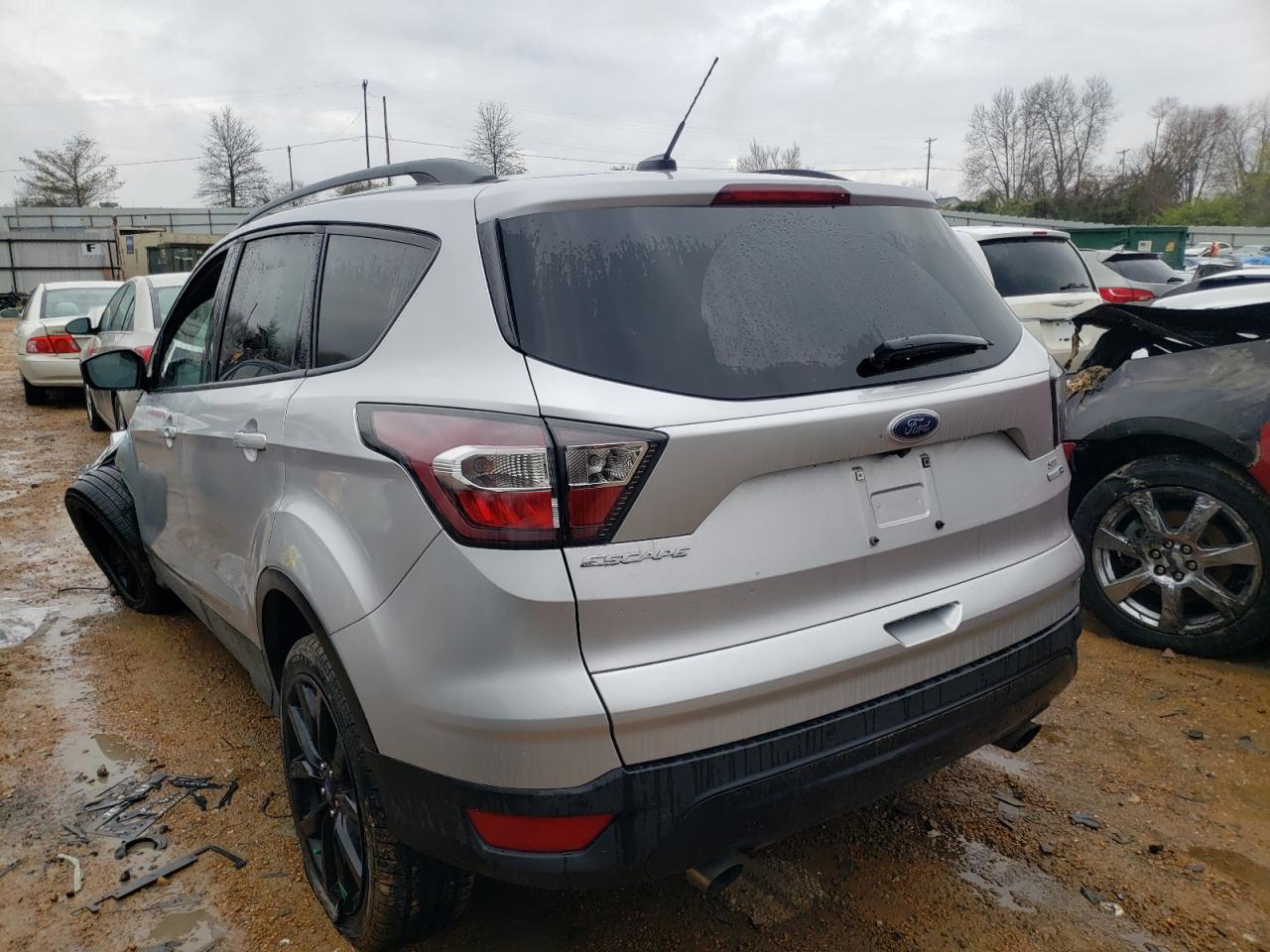 Photo 3 from auction – 2017 FORD ESCAPE SE with VIN 1FMCU9G97HUB27788