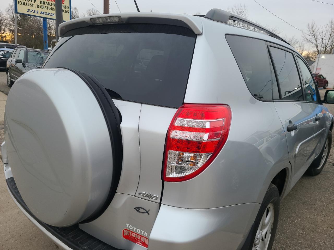 Photo 4 from auction – 2011 TOYOTA RAV4 with VIN 2T3BF4DVXBW161202