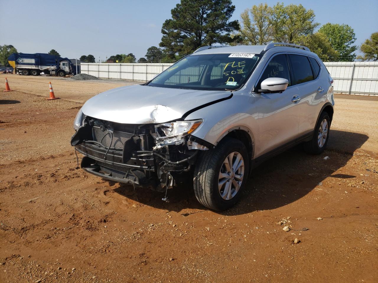 Photo 2 from auction – 2016 NISSAN ROGUE S with VIN KNMAT2MTXGP625034