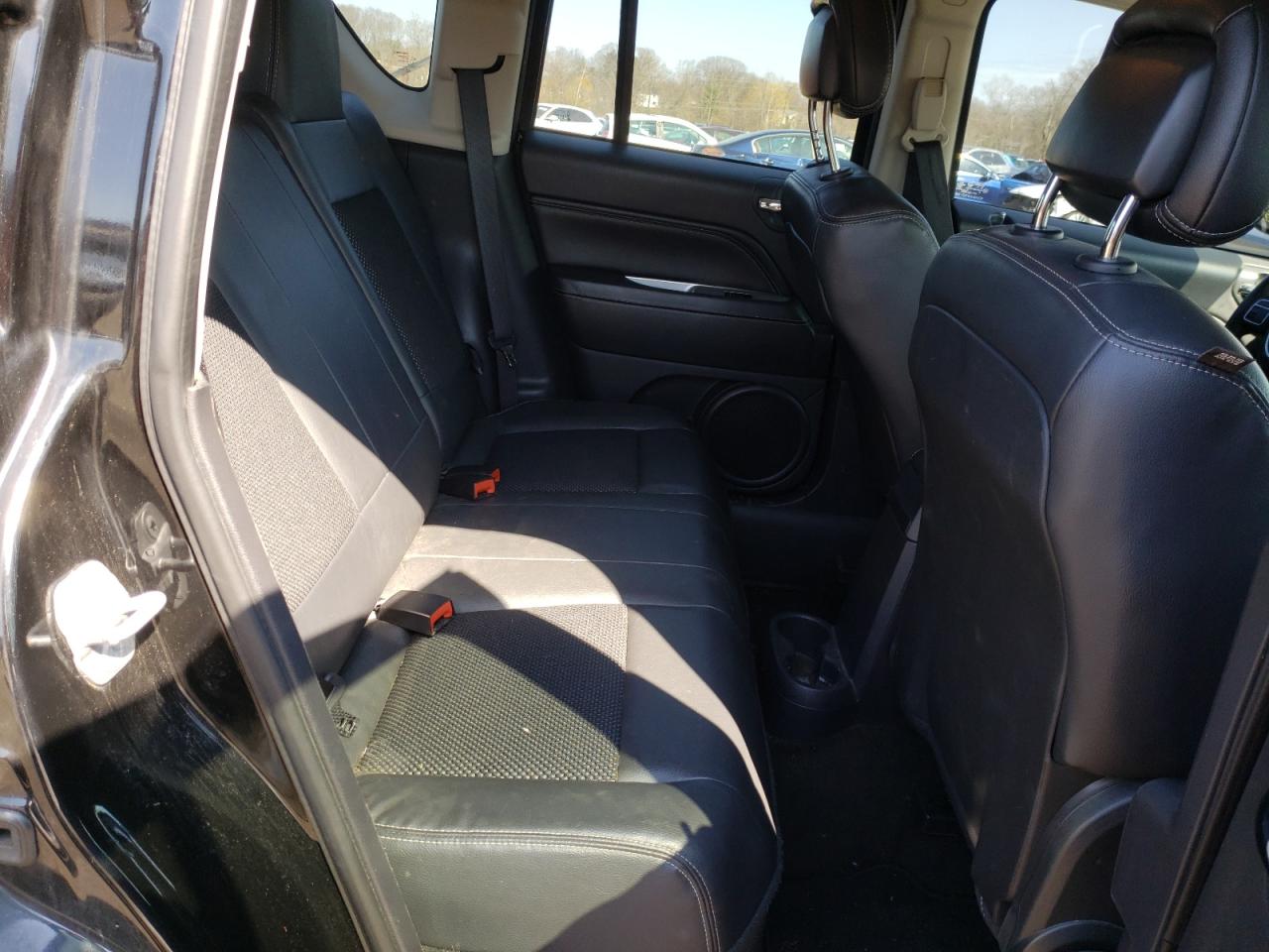 Photo 6 from auction – 2014 JEEP COMPASS LA with VIN 1C4NJDEB7ED734915