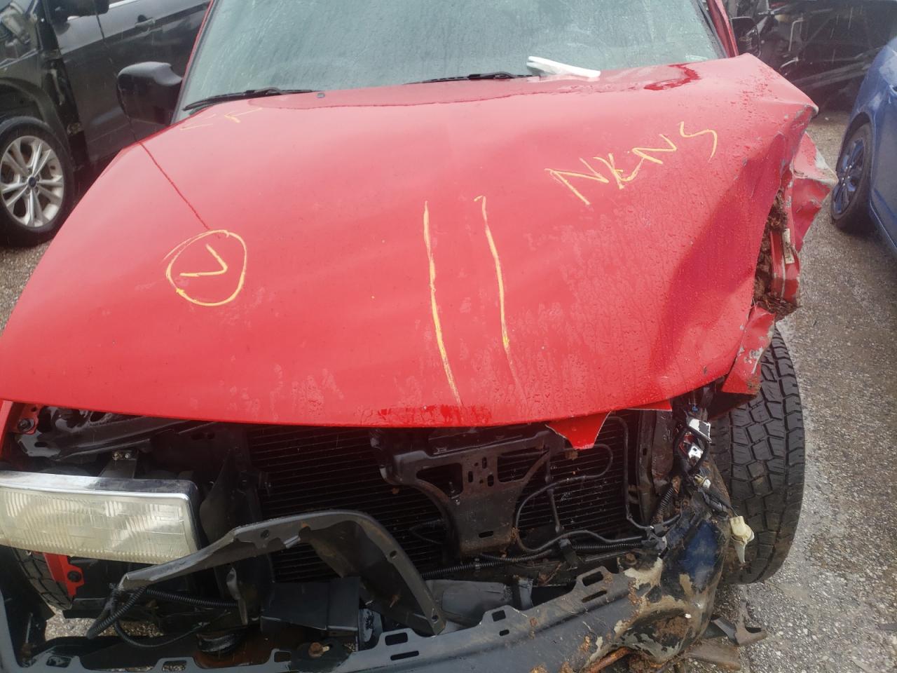 Photo 7 from auction – 2000 CHEVROLET BLAZER with VIN 1GNCT18W7YK152318