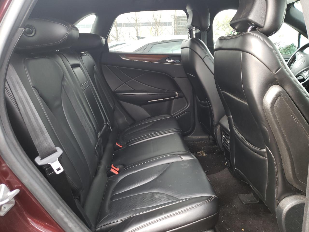 Photo 6 from auction – 2017 LINCOLN MKC SELECT with VIN 5LMCJ2D99HUL14502