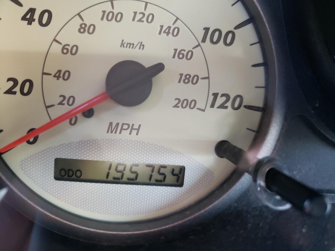 Photo 8 from auction – 2001 TOYOTA RAV4 with VIN JTEGH20VX10035558