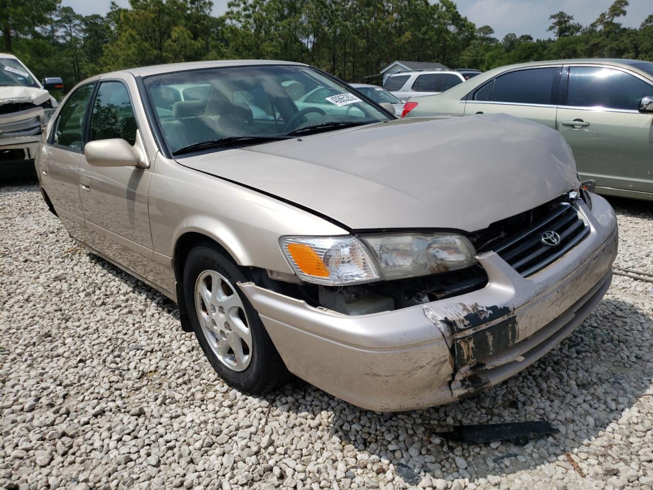 Photo 1 from auction – 2000 TOYOTA CAMRY LE with VIN 4T1BF22KXYU952103
