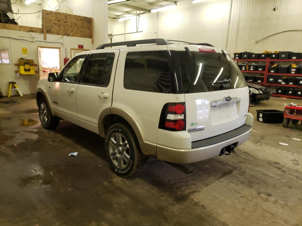 Photo 3 from auction – 2008 FORD EXPLORER E with VIN 1FMEU74838UA30385