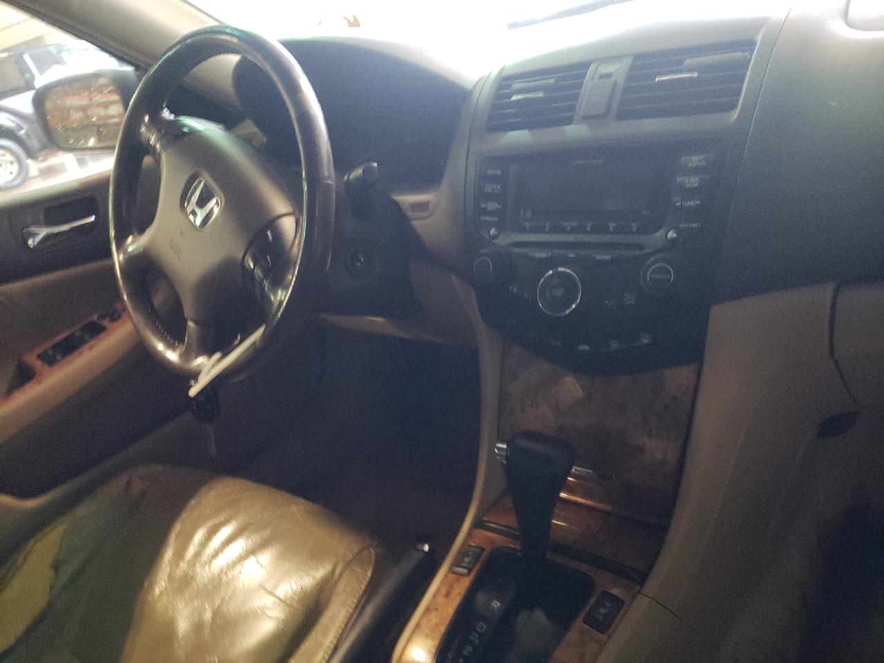 Photo 9 from auction – 2004 HONDA ACCORD with VIN 1HGCM66534A072979