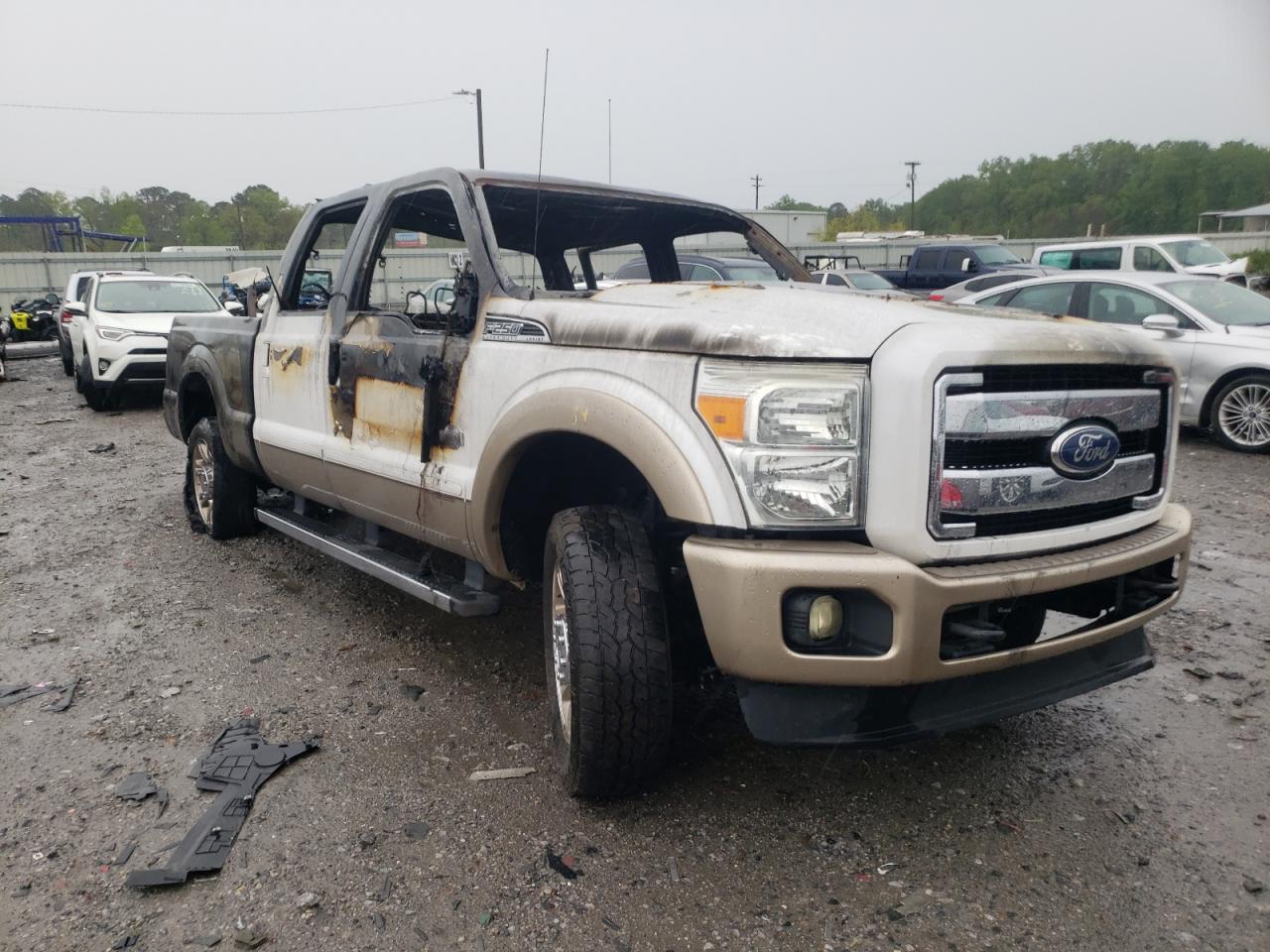 FORD F250 SUPER 2011 with VIN 1FT7W2BT2BEC66335 - Photo from auction
