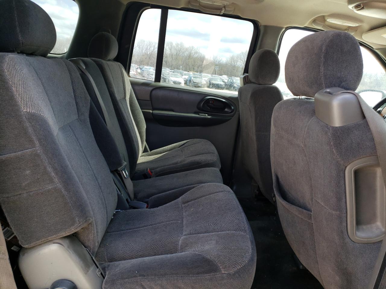 Photo 6 from auction – 2003 CHEVROLET TRAILBLAZE with VIN 1GNET16S636230257