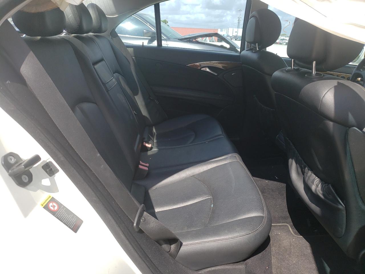 Photo 6 from auction – 2007 MERCEDES-BENZ E 350 with VIN WDBUF56X37B177902