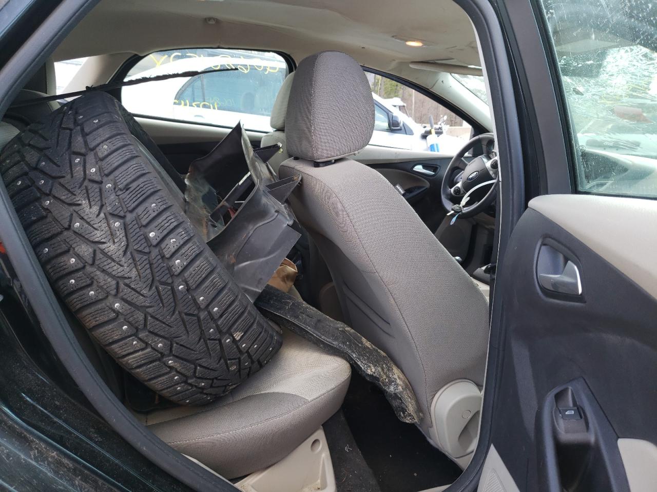 Photo 6 from auction – 2014 FORD FOCUS SE with VIN 1FADP3K2XEL365889