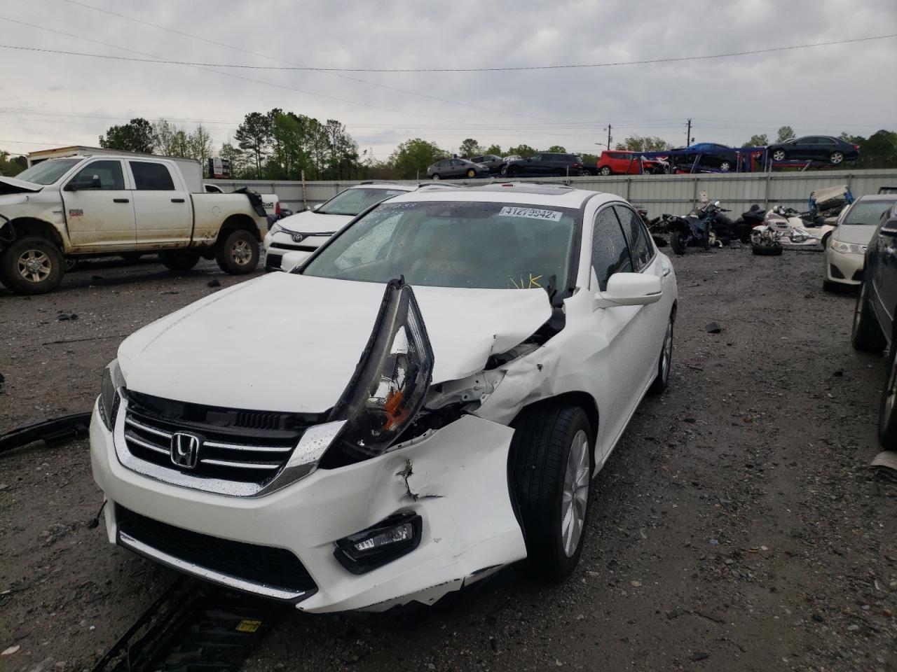 Photo 9 from auction – 2014 HONDA ACCORD EXL with VIN 1HGCR3F80EA020348