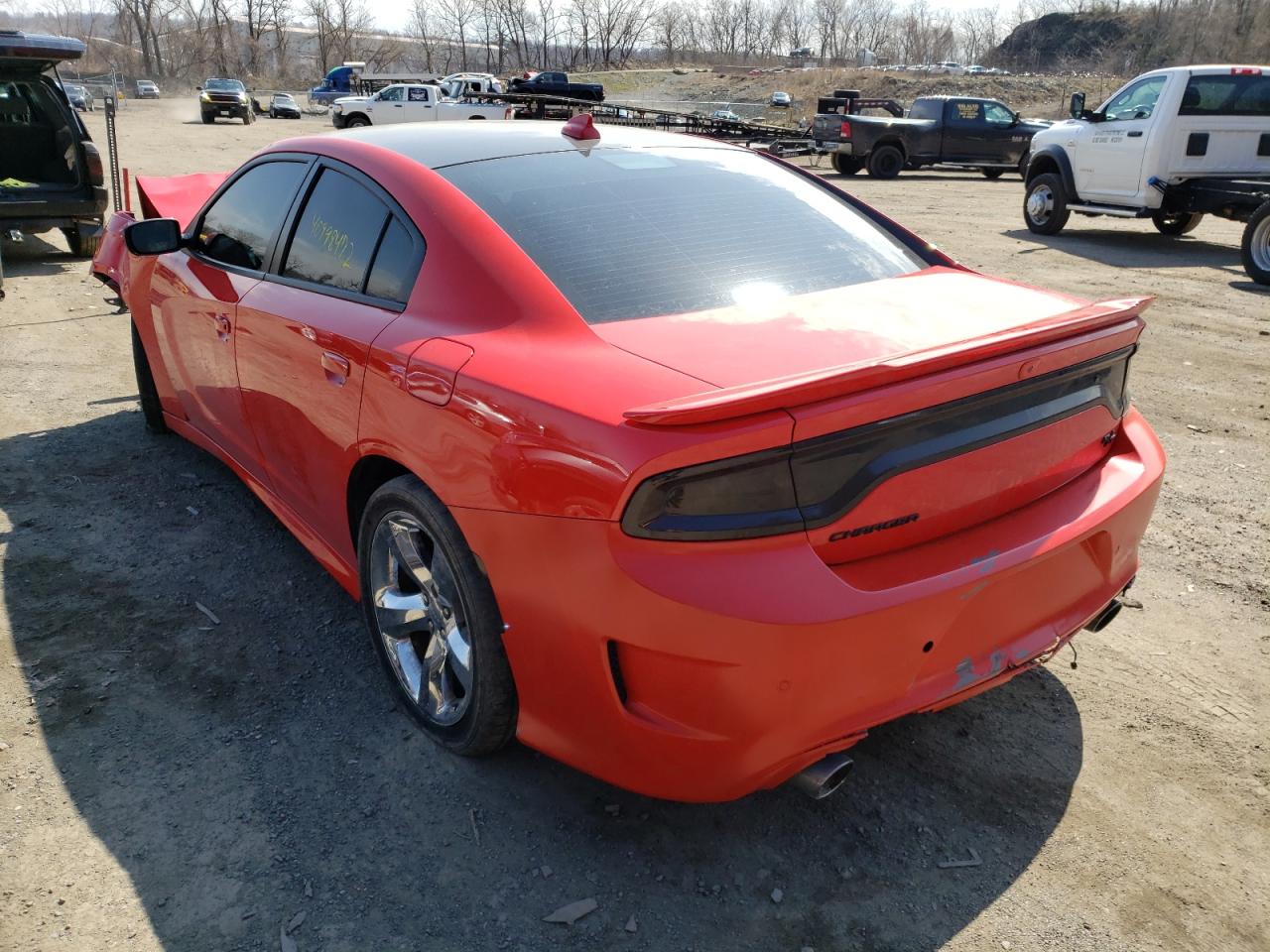 Foto 3 de la subasta – 2019 DODGE CHARGER R/ con VIN 2C3CDXCT7KH608360
