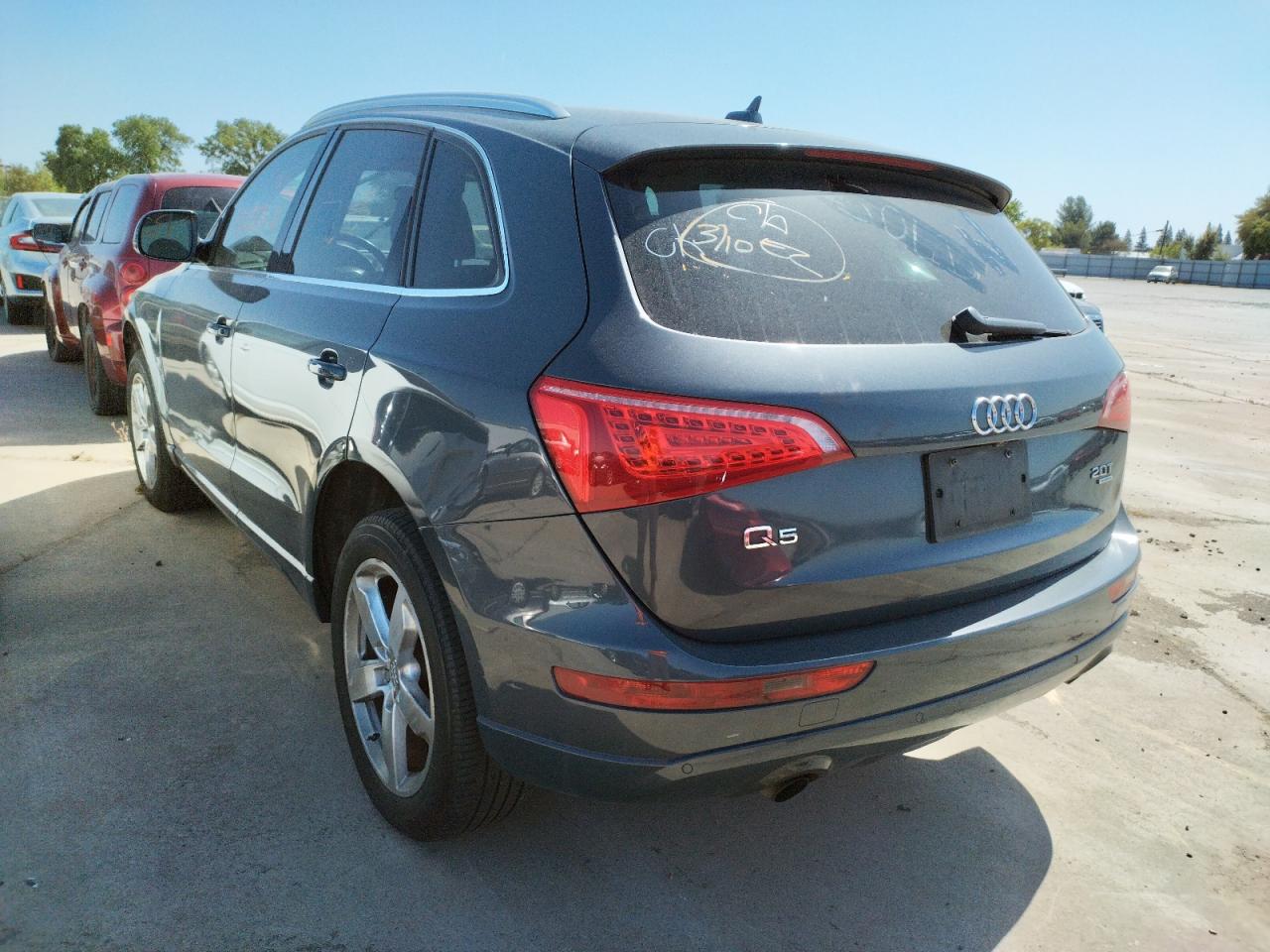 Photo 3 from auction – 2011 AUDI Q5 PREMIUM with VIN WA1LFAFP7BA066073