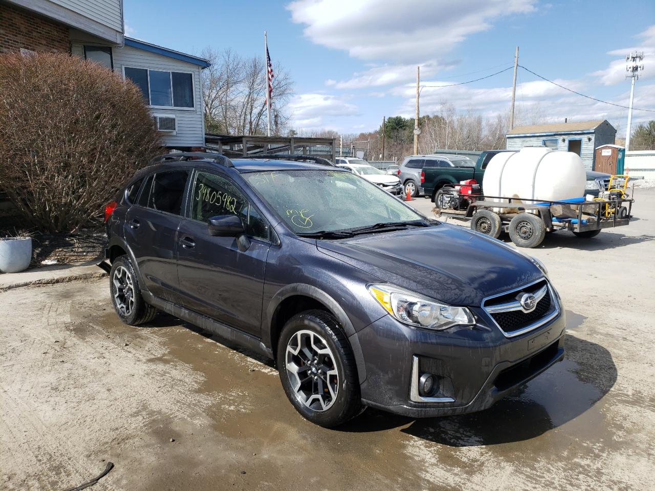 SUBARU CROSSTREK 2017 with VIN JF2GPADC3HH249220 - Photo from auction