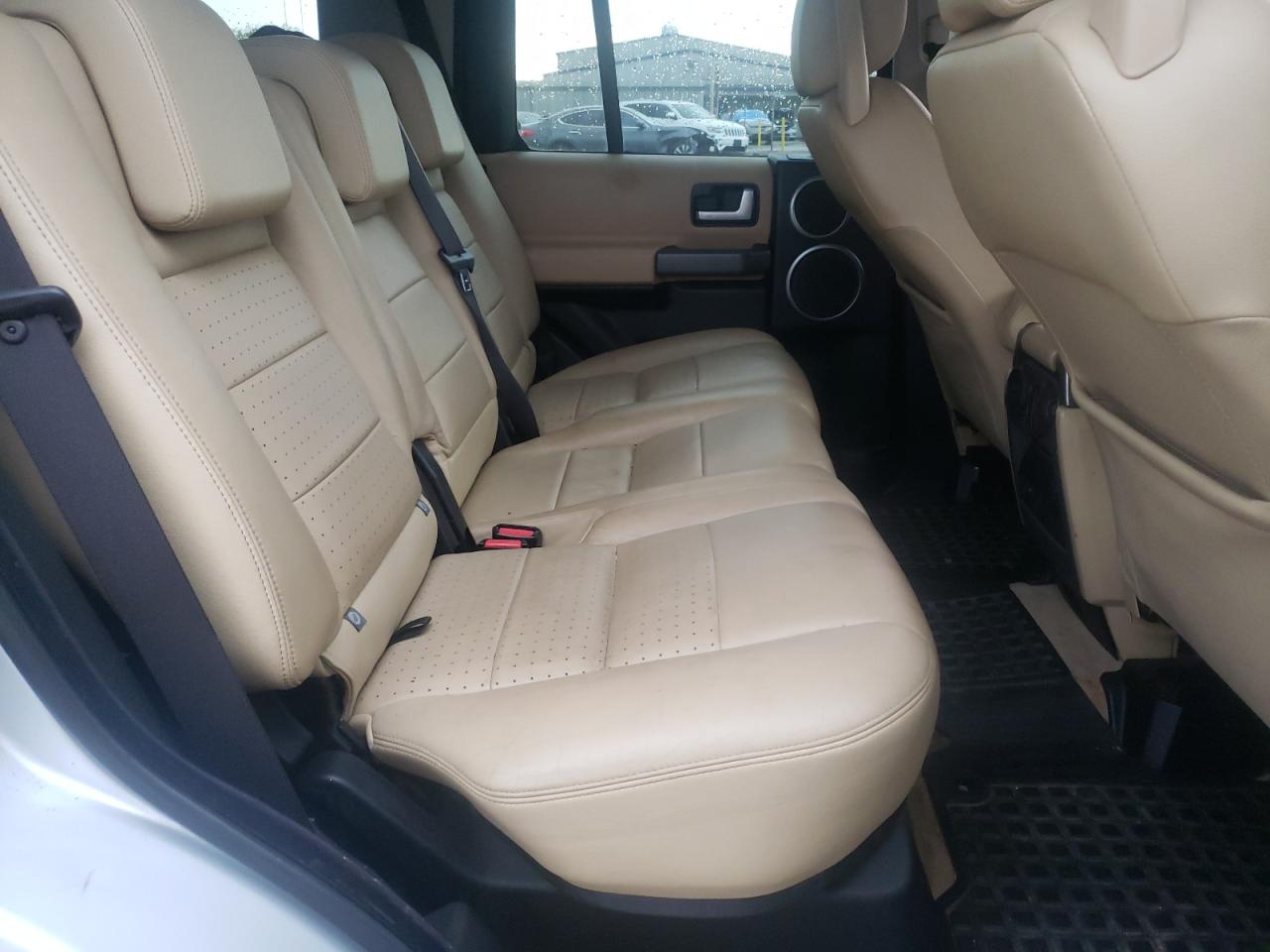 Photo 6 from auction – 2006 LAND ROVER LR3 SE with VIN SALAD24426A345995