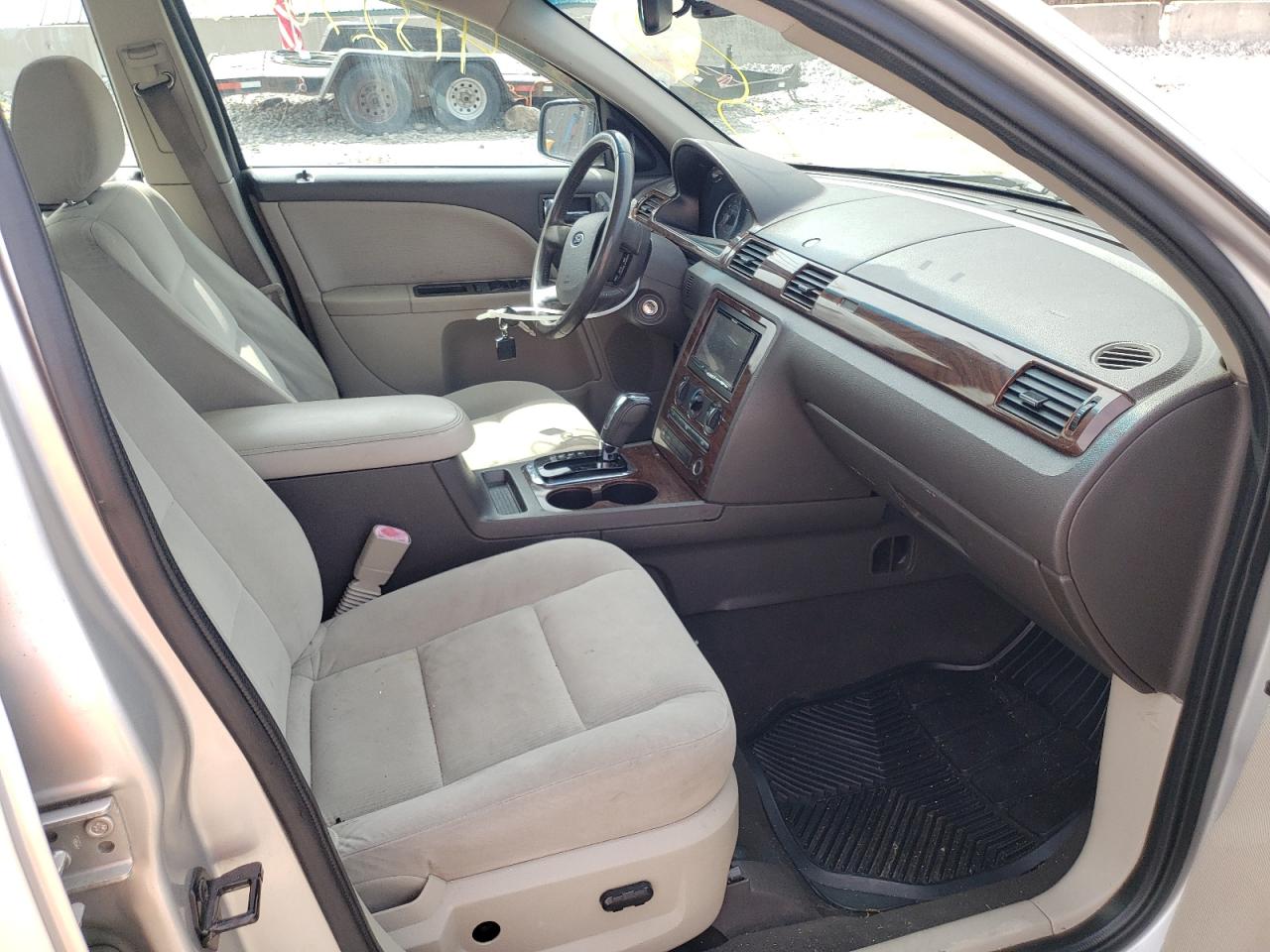 Photo 5 from auction – 2008 FORD TAURUS SEL with VIN 1FAHP24W48G150310