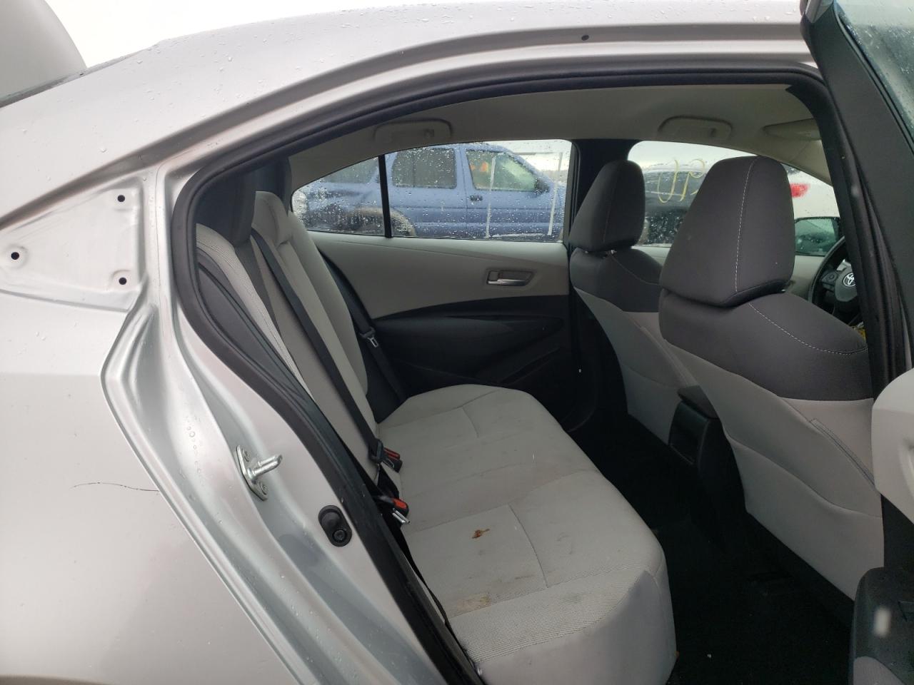 Photo 6 from auction – 2020 TOYOTA COROLLA LE with VIN 5YFEPRAE9LP056710