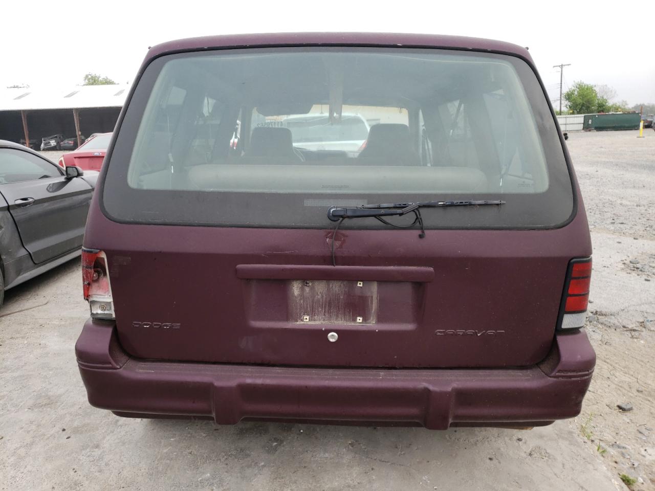 Photo 9 from auction – 1995 DODGE CARAVAN with VIN 2B4GH25K4SR363324