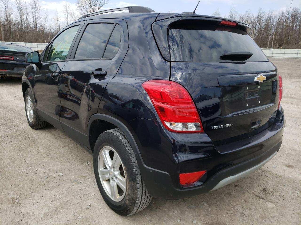 Photo 3 from auction – 2021 CHEVROLET TRAX 1LT with VIN KL7CJPSB7MB320201