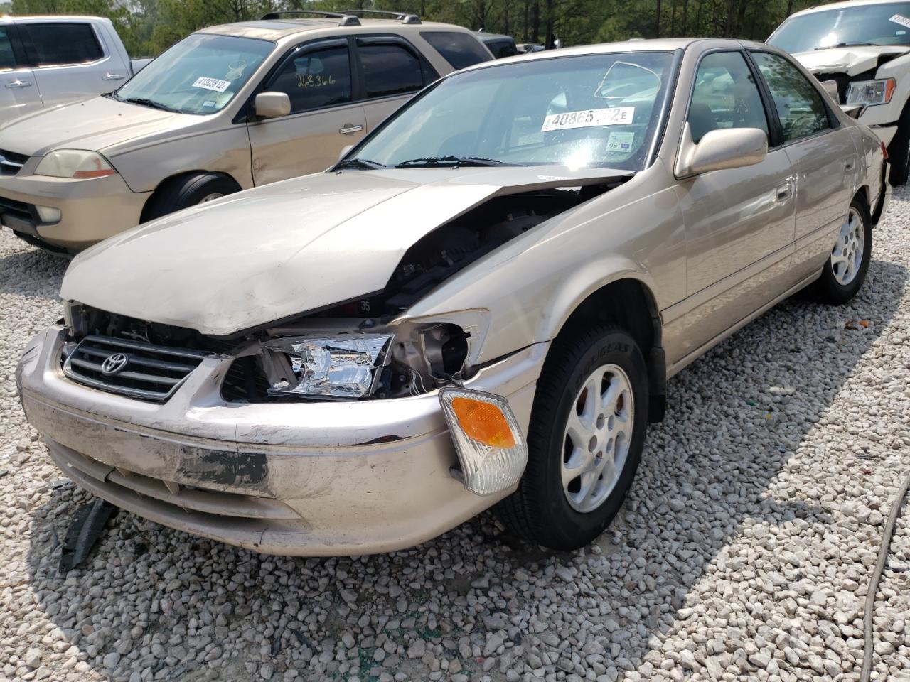 Photo 2 from auction – 2000 TOYOTA CAMRY LE with VIN 4T1BF22KXYU952103