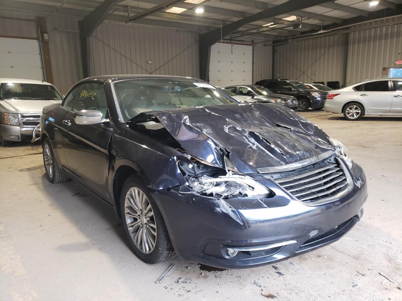 CHRYSLER 200 LIMITE 2012 with VIN 1C3BCBFG5CN210170 - Photo from auction