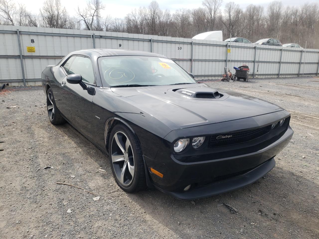 DODGE CHALLENGER 2014 with VIN 2C3CDYBT5EH276835 - Photo from auction