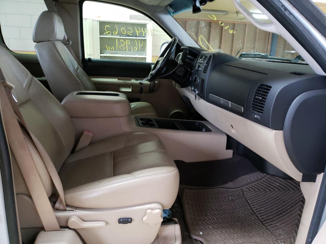 Photo 5 from auction – 2008 CHEVROLET SILVERADO with VIN 2GCEK19J381272253