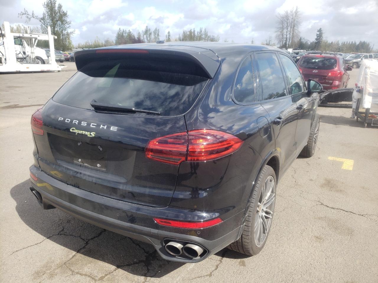 Photo 4 from auction – 2018 PORSCHE CAYENNE SE with VIN WP1AE2A2XJLA70105