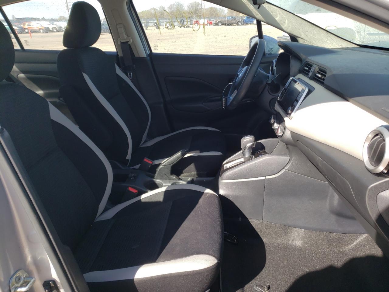 Photo 5 from auction – 2020 NISSAN VERSA SV with VIN 3N1CN8EV3LL824926