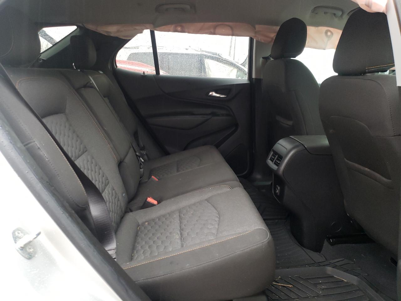 Photo 6 from auction – 2019 CHEVROLET EQUINOX LT with VIN 2GNAXUEVXK6301517