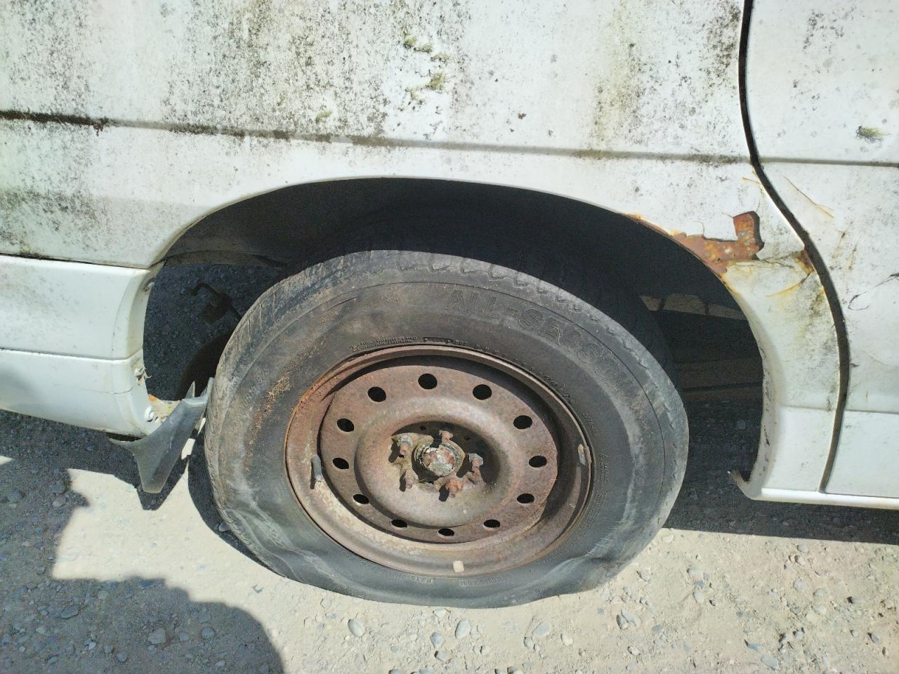 Photo 10 from auction – 1998 FORD WINDSTAR with VIN 2FTZA5446WBC60649