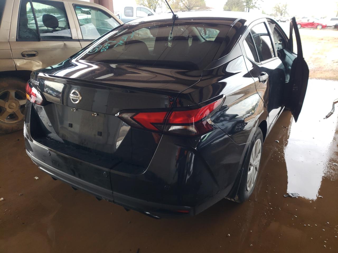 Photo 4 from auction – 2021 NISSAN VERSA S with VIN 3N1CN8DV5ML896231