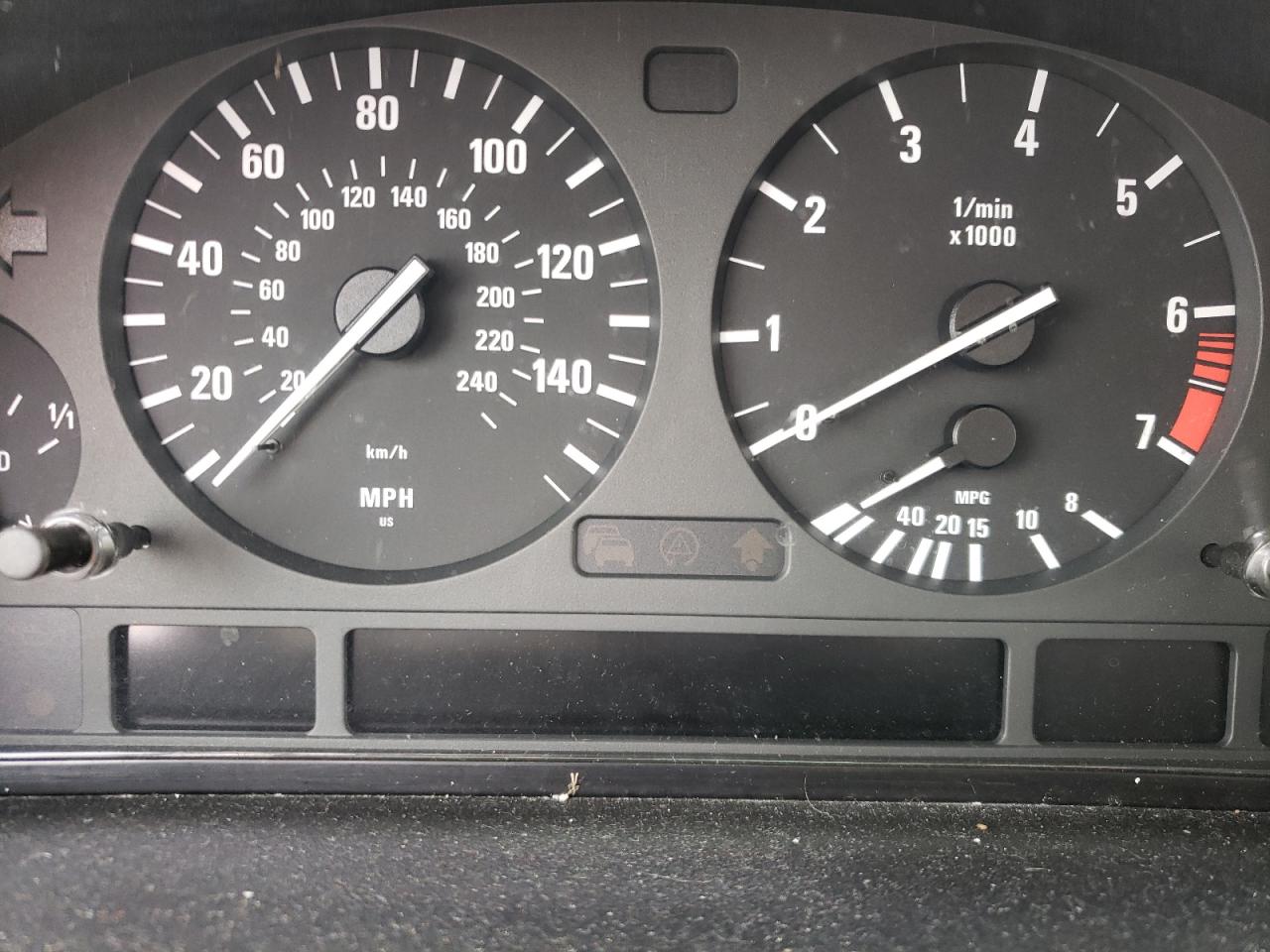 Photo 8 from auction – 2003 BMW X5 3.0I with VIN 5UXFA53553LV94839