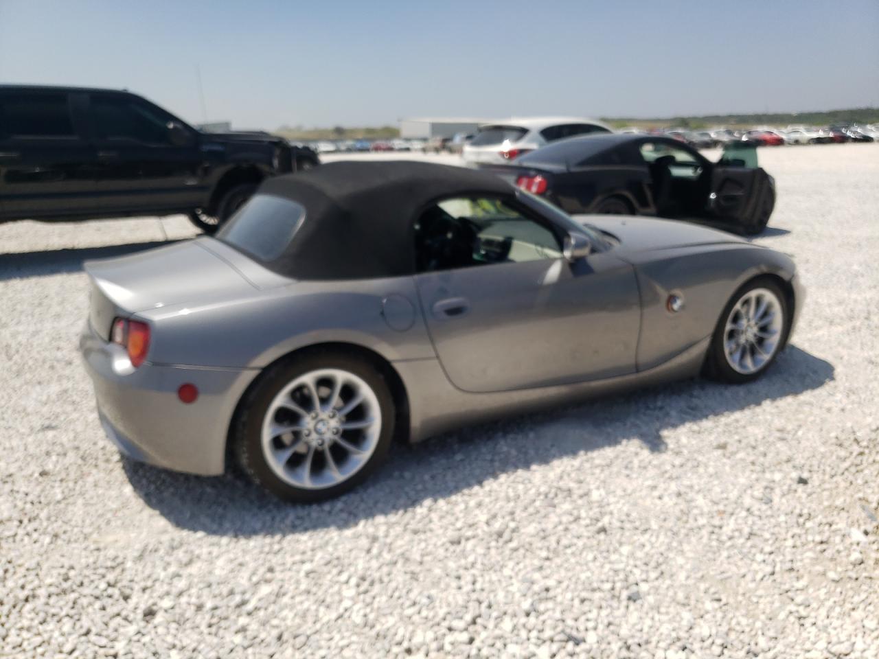 Photo 6 from auction – 2004 BMW Z4 2.5 with VIN 4USBT33514LR68065