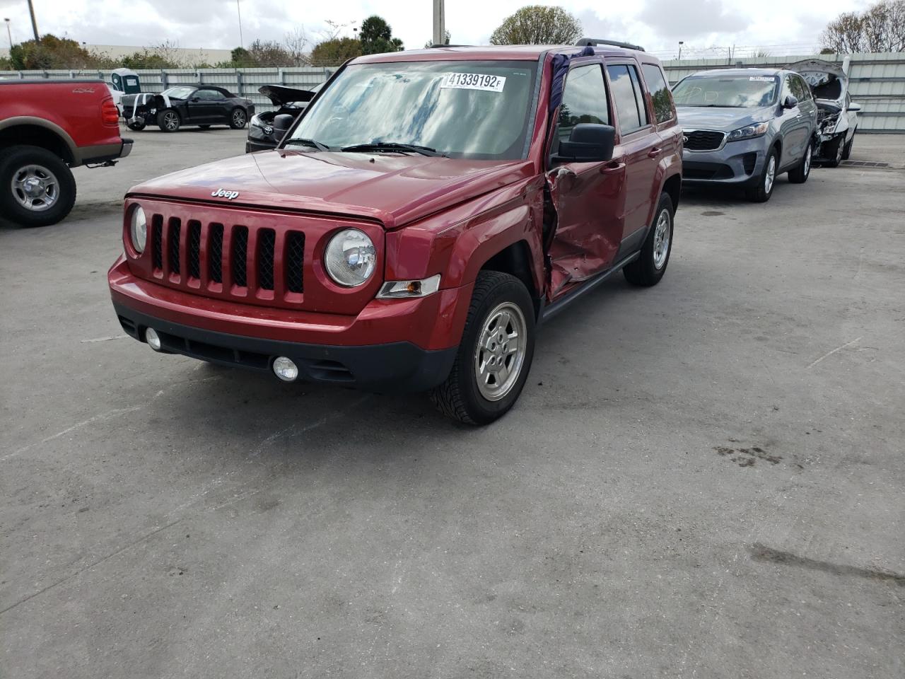 Photo 2 from auction – 2015 JEEP PATRIOT SP with VIN 1C4NJPBA3FD413100