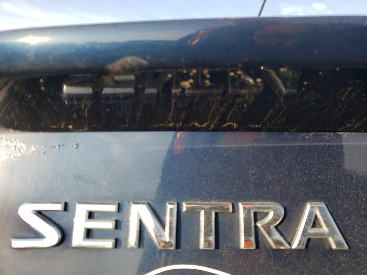 Photo 10 from auction – 2011 NISSAN SENTRA 2.0 with VIN 3N1AB6AP0BL722395