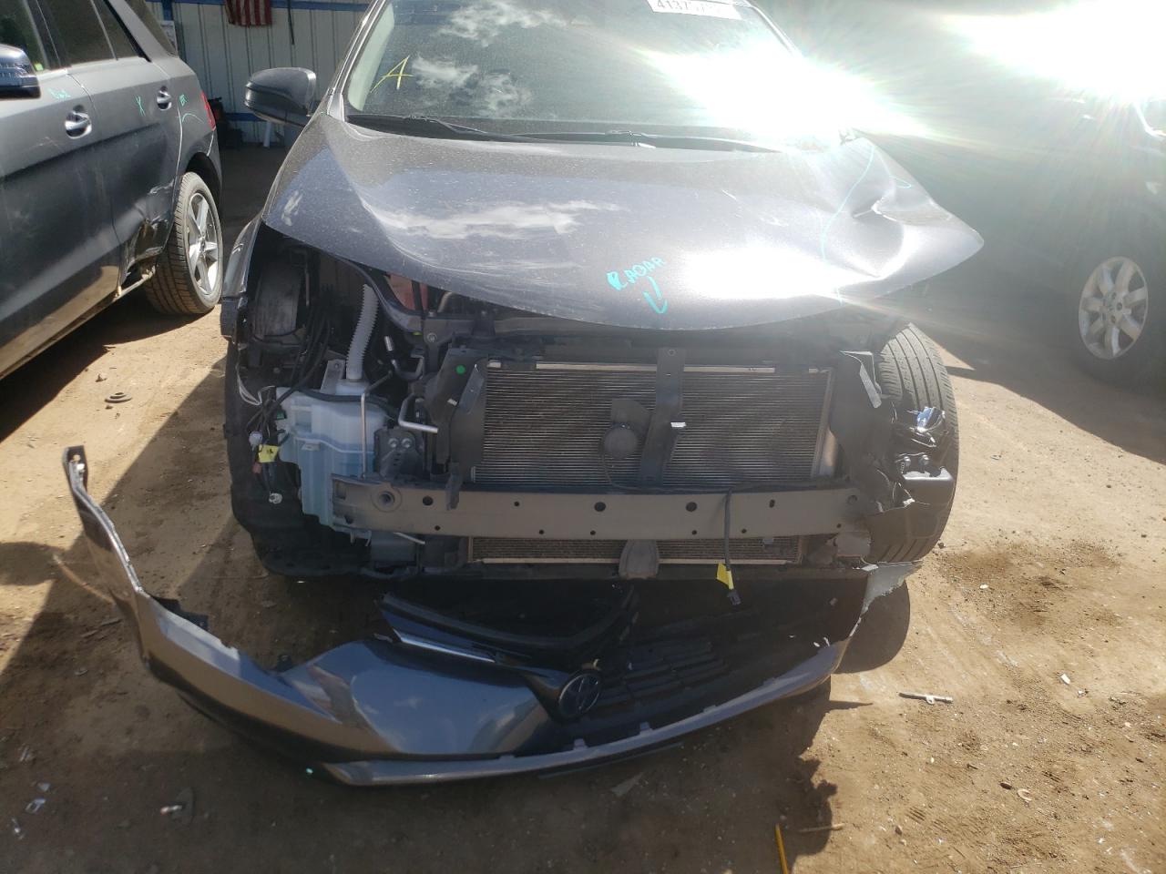 Photo 9 from auction – 2017 TOYOTA RAV4 LE with VIN JTMBFREV3HJ709950