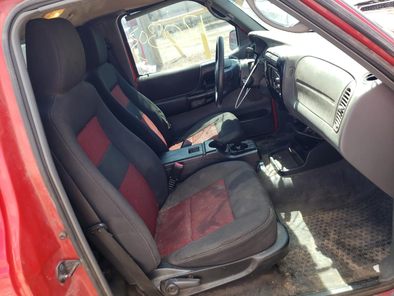 Photo 5 from auction – 2005 FORD RANGER with VIN 1FTYR10U15PA60143