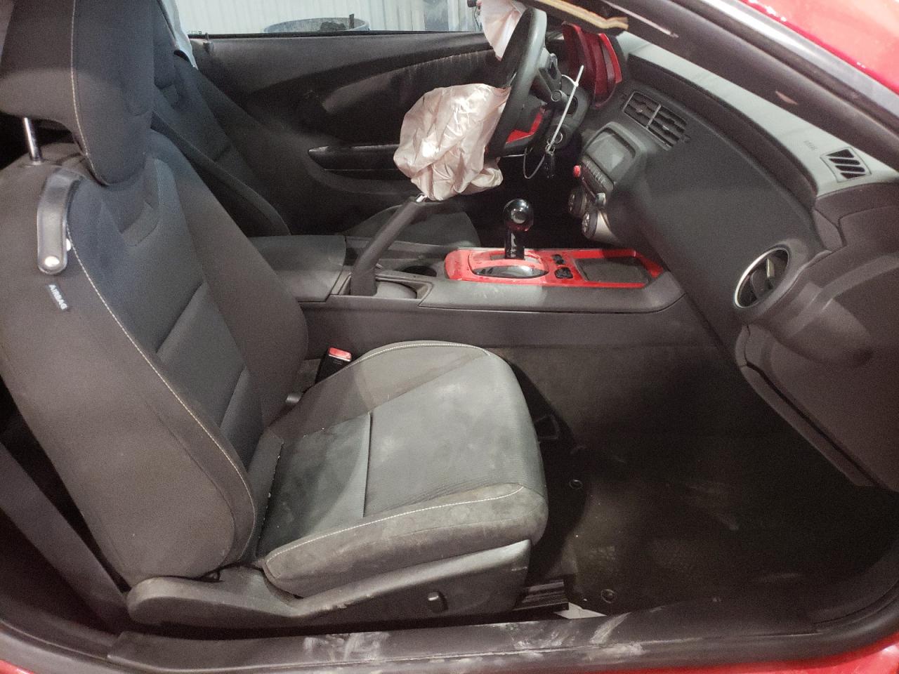 Photo 5 from auction – 2010 CHEVROLET CAMARO LT with VIN 2G1FB1EV8A9115332