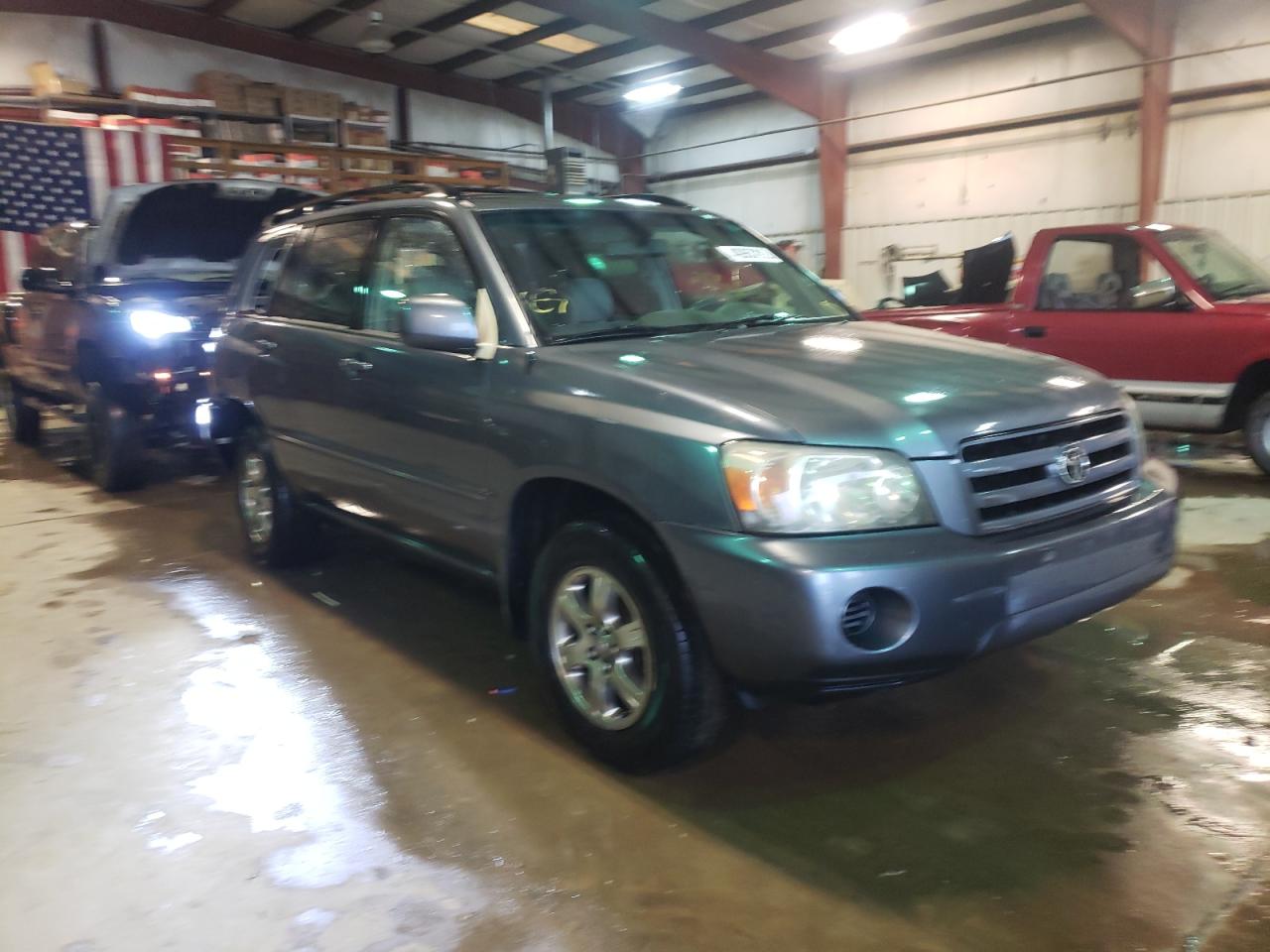 TOYOTA HIGHLANDER 2005 with VIN JTEGP21A850076937 - Photo from auction