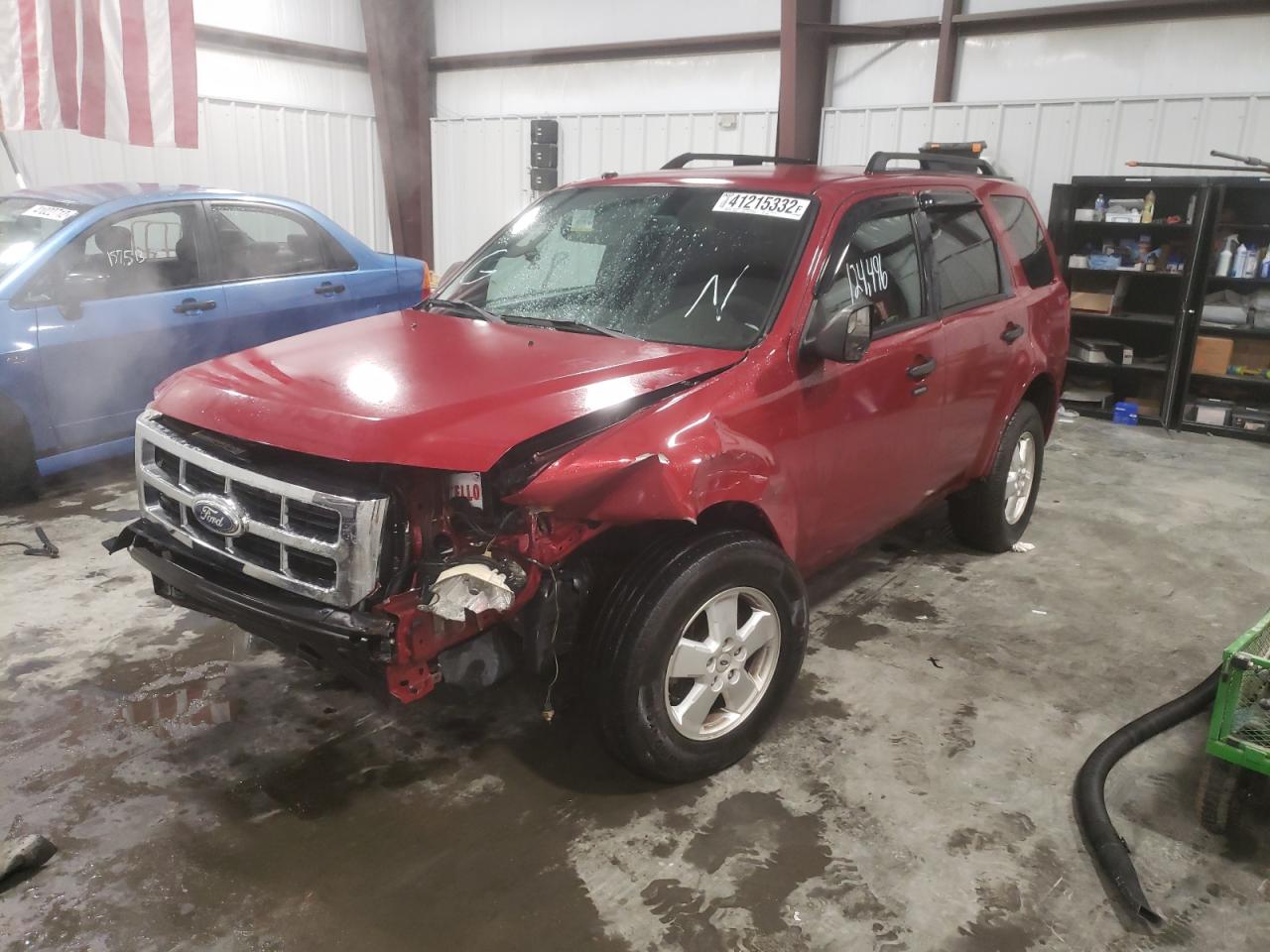 Photo 2 from auction – 2011 FORD ESCAPE XLT with VIN 1FMCU9D77BKC38640
